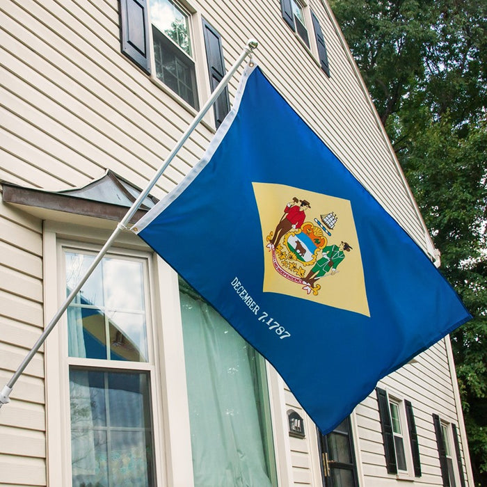 Delaware Outdoor Nylon Flag (Low-Medium Wind Areas)