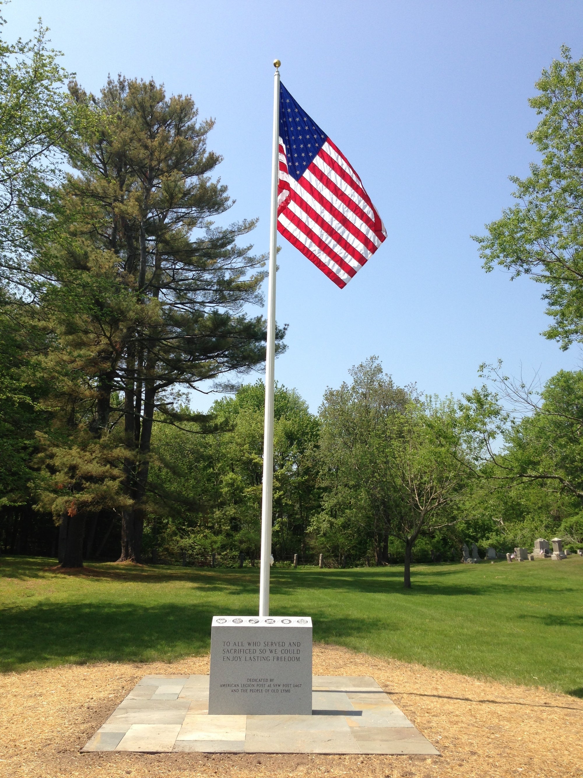 OLD_LYME_CEMETERY USED.JPG__PID:f0884184-23a8-4001-8039-be15235f756e