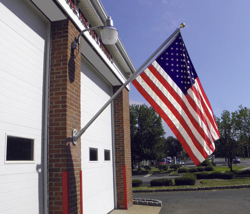 8 foot aluminum outrigger wall mounted flagpole with rotating top